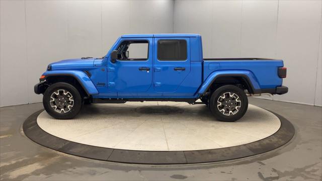 2026 Jeep Gladiator GLADIATOR SAHARA 4X4