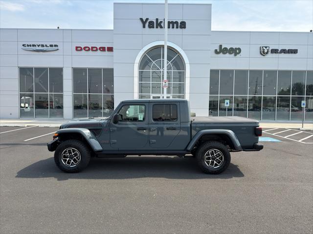 2026 Jeep Gladiator GLADIATOR SHADOW OPS 4X4 2026 Jeep Gladiator GLADIATOR SHADOW OPS 4X4