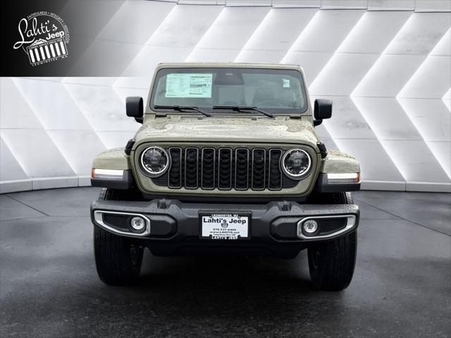 2026 Jeep Gladiator GLADIATOR SAHARA 4X4