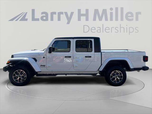 2026 Jeep Gladiator GLADIATOR SPORT S 4X4 2026 Jeep Gladiator GLADIATOR SPORT S 4X4