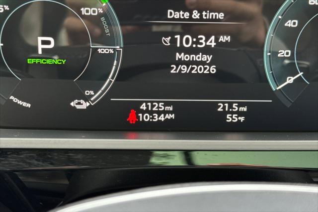 2024 Audi e-tron Premium Plus quattro