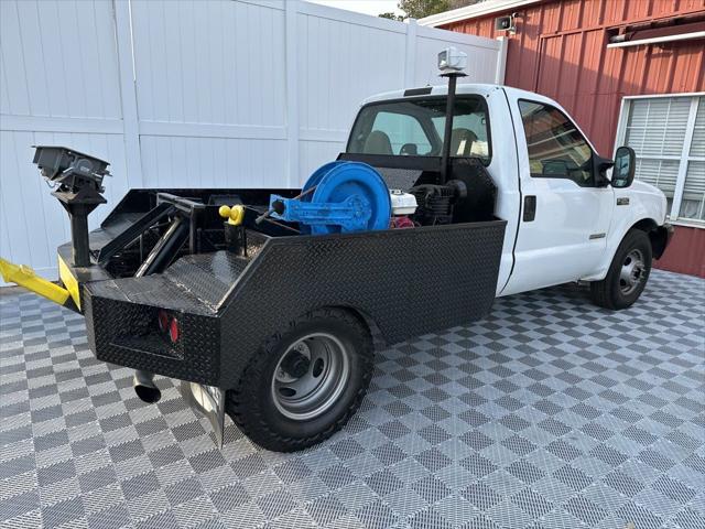 2004 Ford F-350 DRW