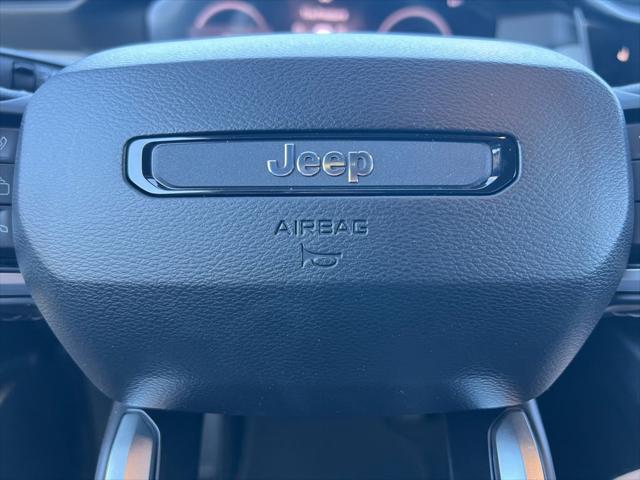 2026 Jeep Cherokee Laredo 4x4