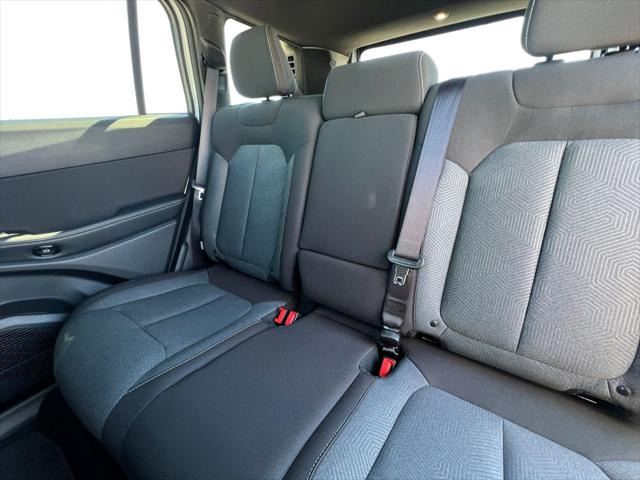 2026 Jeep Cherokee Laredo 4x4