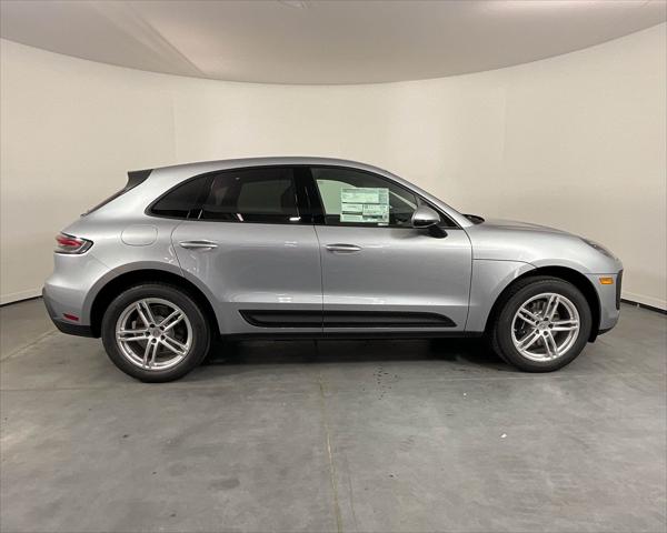 2025 Porsche Macan Unknown