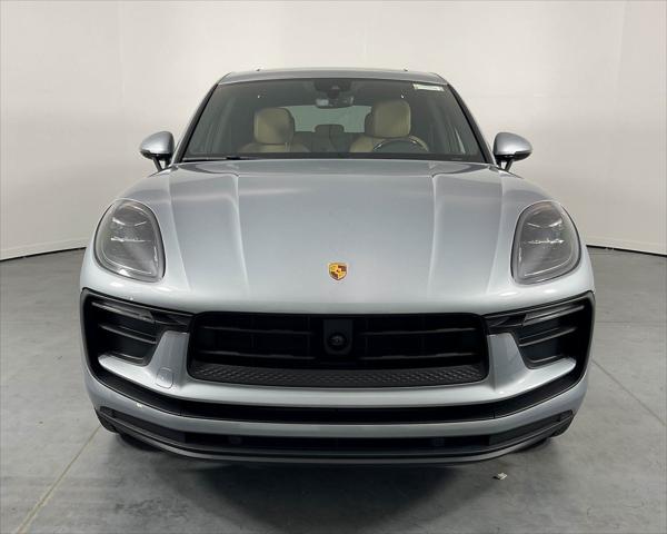2025 Porsche Macan Unknown