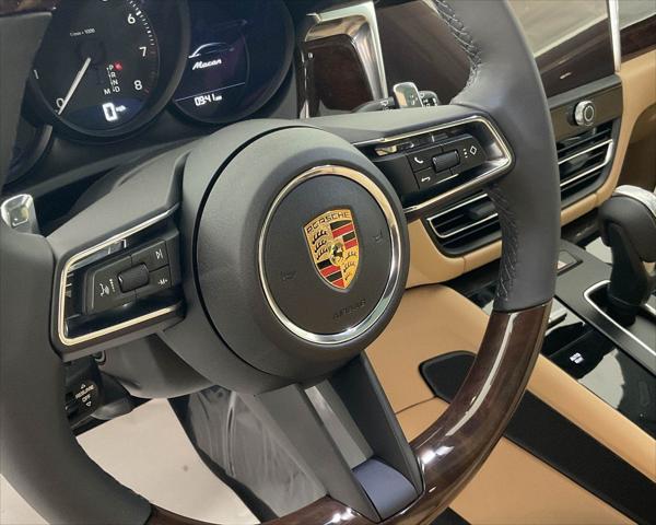 2025 Porsche Macan Unknown