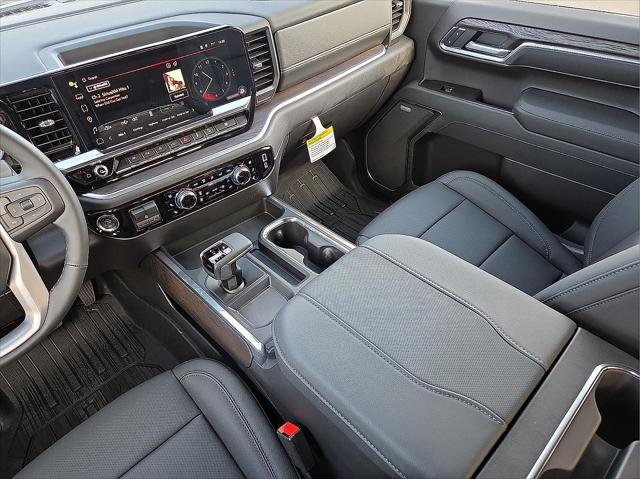 2026 GMC Sierra 1500 Crew Cab, Short Bed, SLT, 4WD