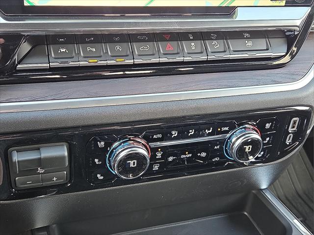 2026 GMC Sierra 1500 Crew Cab, Short Bed, SLT, 4WD