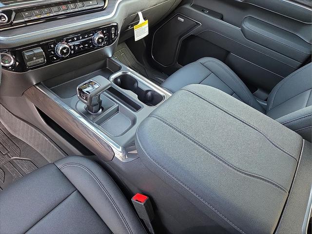 2026 GMC Sierra 1500 Crew Cab, Short Bed, SLT, 4WD