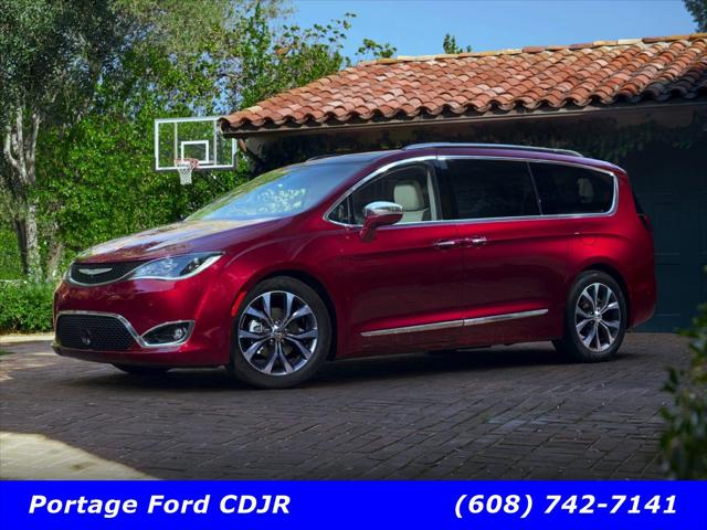 2017 Chrysler Pacifica Touring-L Plus