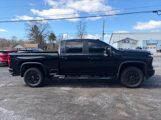 2024 Chevrolet Silverado 2500HD 4WD Crew Cab Standard Bed LT