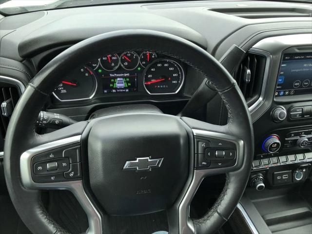 2022 Chevrolet Silverado 1500 4WD Crew Cab Short Bed RST