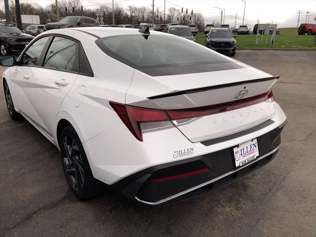 2025 Hyundai Elantra SEL Sport