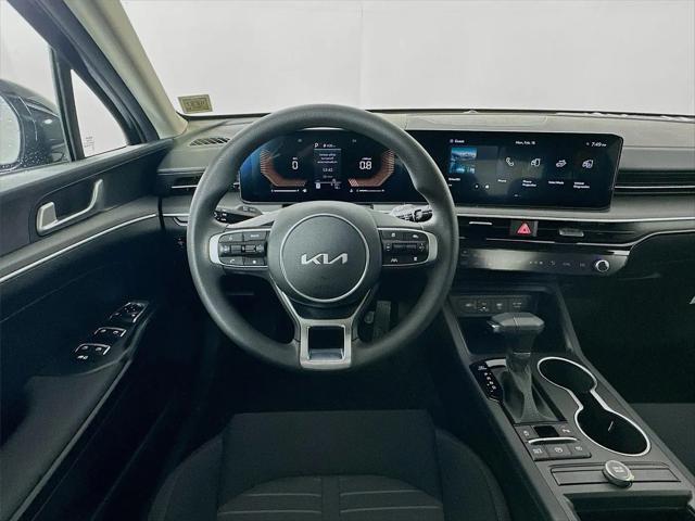 2026 Kia K5 LXS FWD