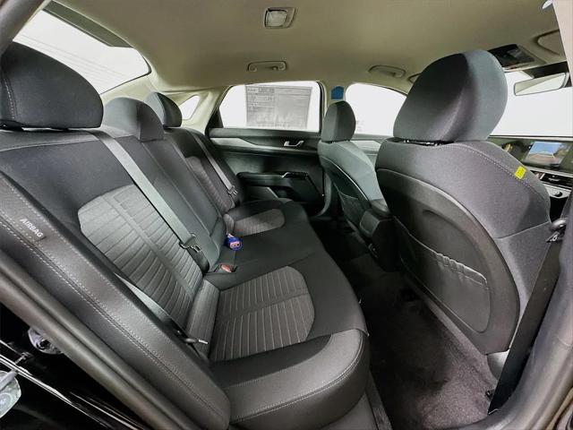 2026 Kia K5 LXS FWD
