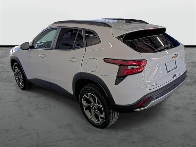 2025 Chevrolet Trax FWD LT