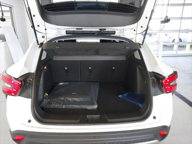 2025 Chevrolet Trax FWD LT