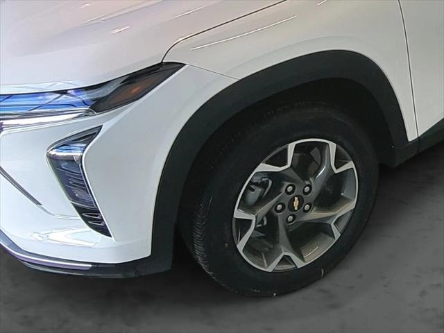 2025 Chevrolet Trax FWD LT
