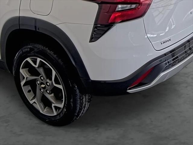 2025 Chevrolet Trax FWD LT