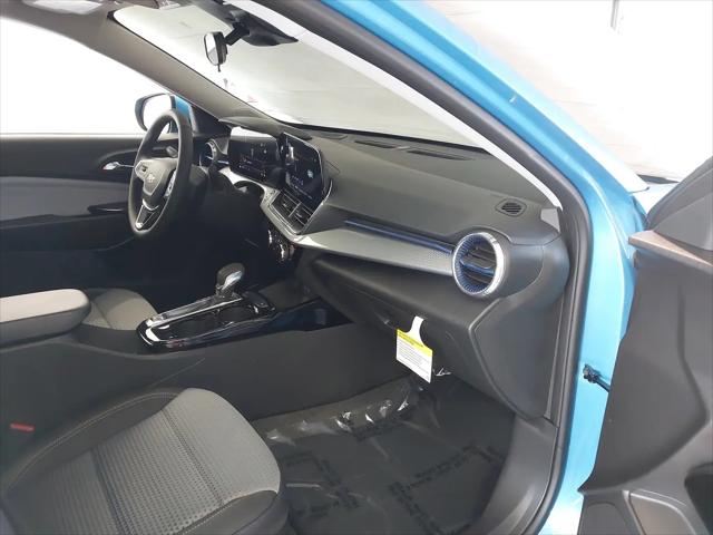 2025 Chevrolet Trax FWD LT