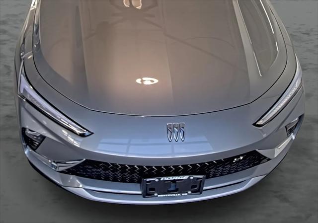 2025 Buick NV Sport Touring FWD