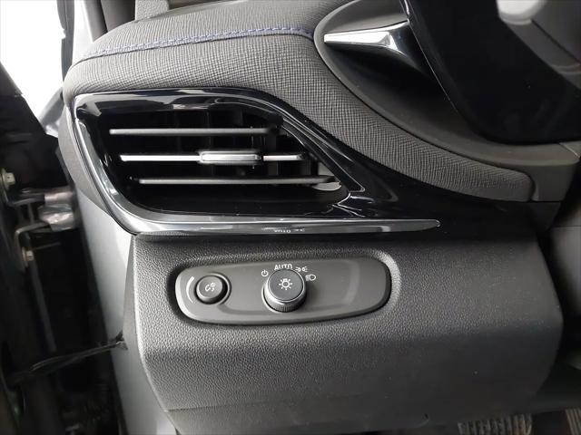 2025 Buick NV Sport Touring FWD