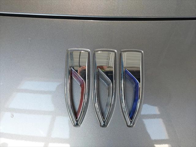 2025 Buick NV Sport Touring FWD