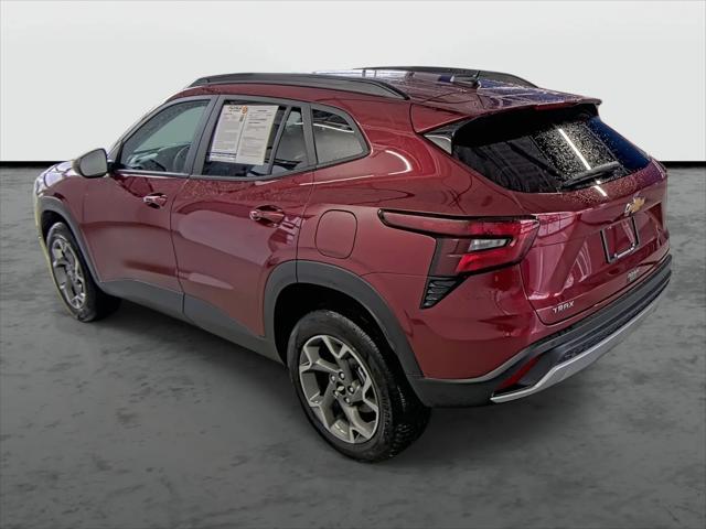 2025 Chevrolet Trax FWD LT