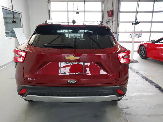 2025 Chevrolet Trax FWD LT