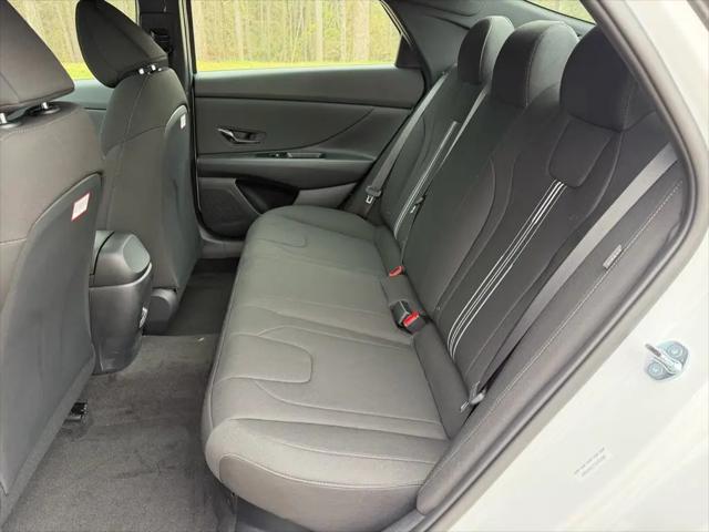 2026 Hyundai Elantra Hybrid SEL Sport