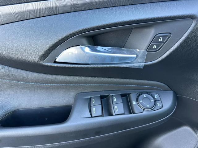 2026 Buick NV Sport Touring FWD