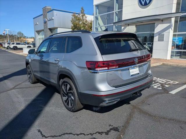 2026 Volkswagen Atlas SE with Technology
