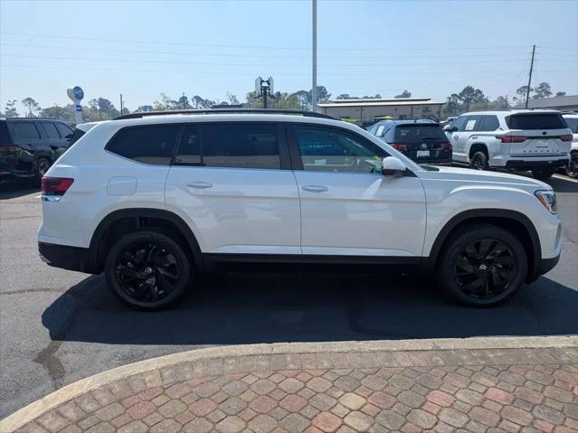2026 Volkswagen Atlas SE with Technology