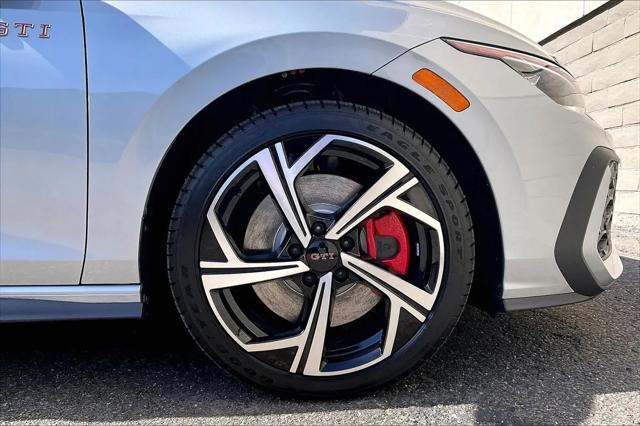 2026 Volkswagen Golf GTI SE