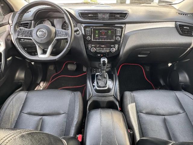 2020 Nissan Rogue Sport SL FWD Xtronic CVT