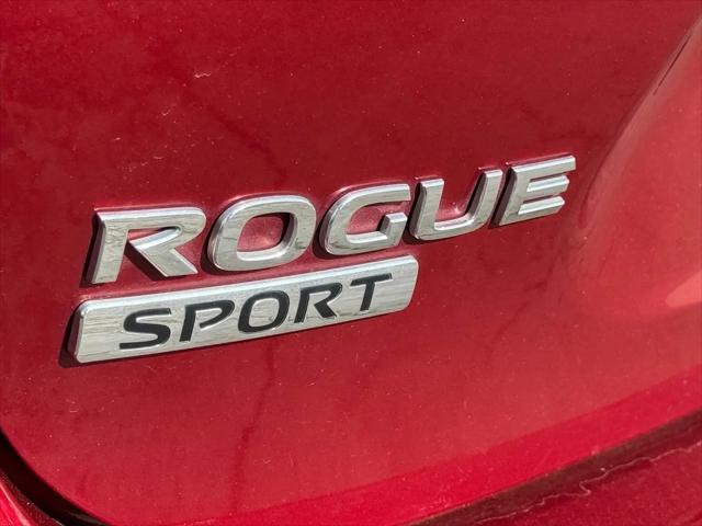2020 Nissan Rogue Sport SL FWD Xtronic CVT
