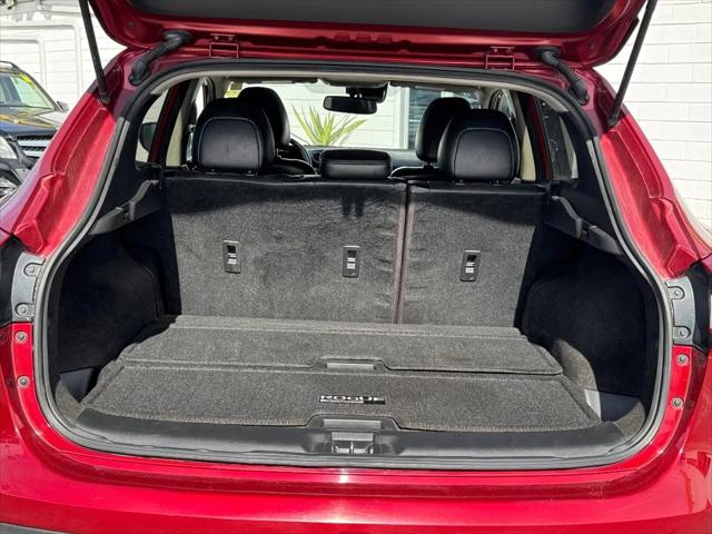 2020 Nissan Rogue Sport SL FWD Xtronic CVT
