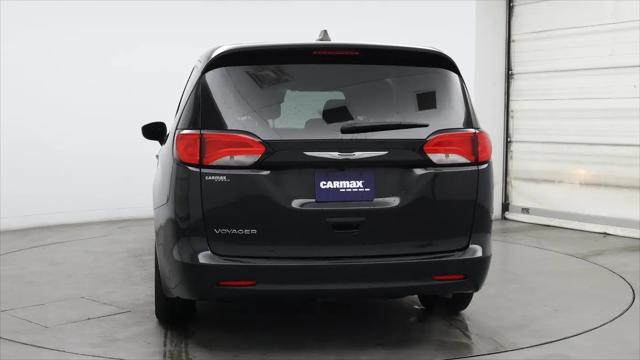 2023 Chrysler Voyager LX