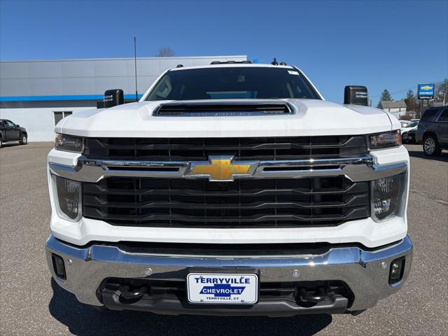 2026 Chevrolet Silverado 2500HD Crew Cab, Standard Bed, LT, 4WD
