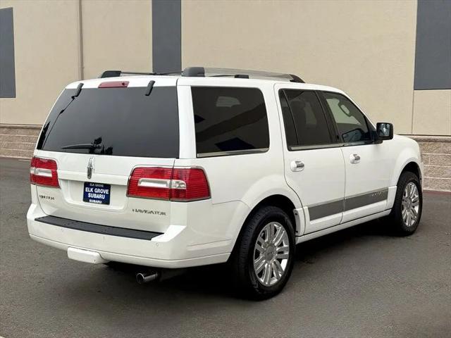 2014 Lincoln Navigator Base
