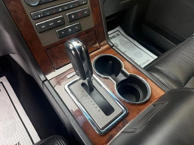 2014 Lincoln Navigator Base