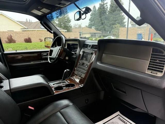 2014 Lincoln Navigator Base
