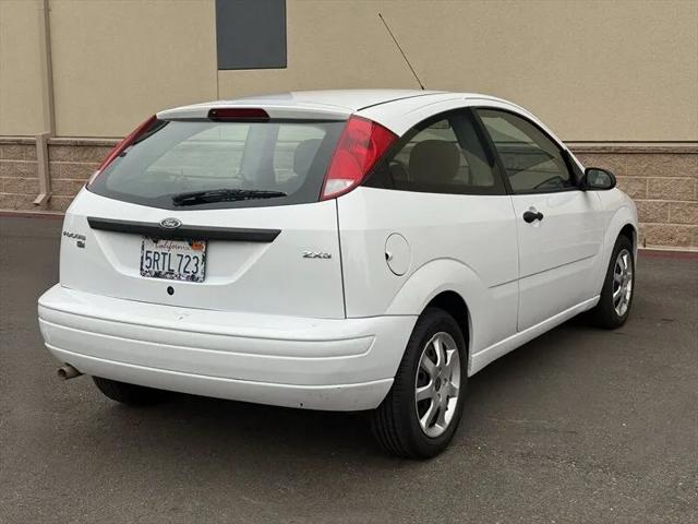 2005 Ford Focus ZX3