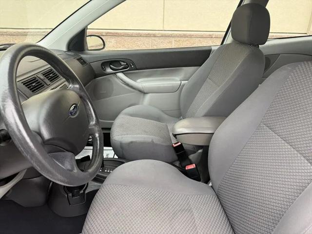 2005 Ford Focus ZX3