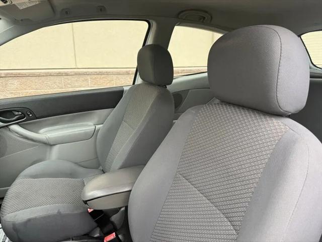 2005 Ford Focus ZX3