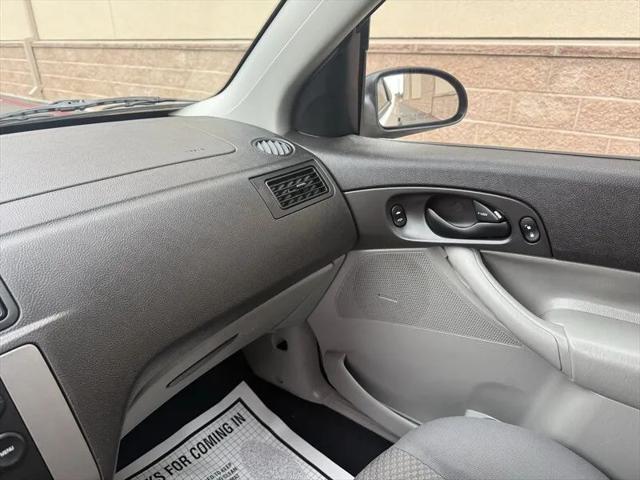 2005 Ford Focus ZX3
