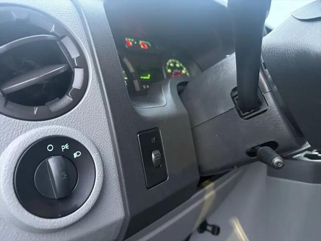 2011 Ford E-450 Cutaway XL