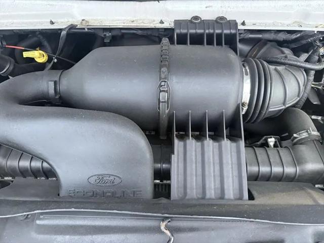 2011 Ford E-450 Cutaway XL