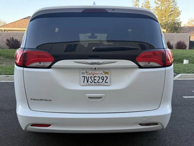 2017 Chrysler Pacifica Touring